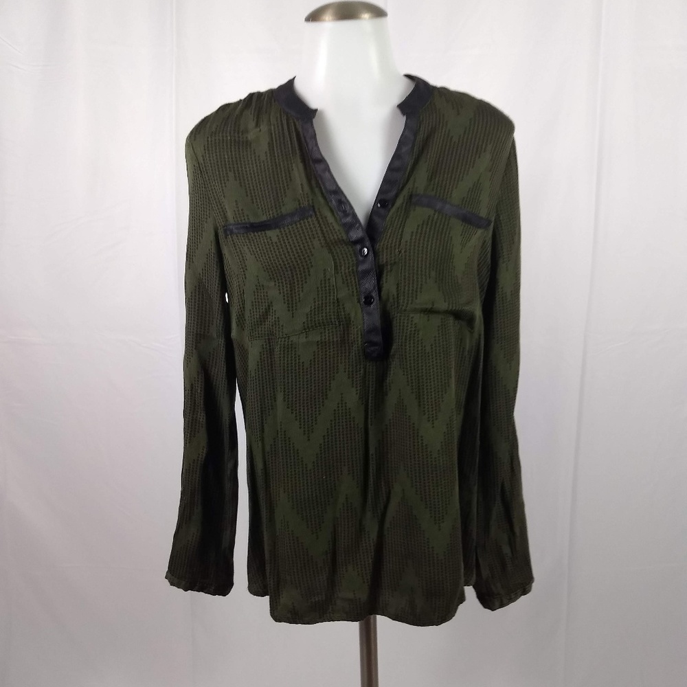 Daniel Rainn Size XS Olive Green Blouse Top EUC - Picture 4 of 7